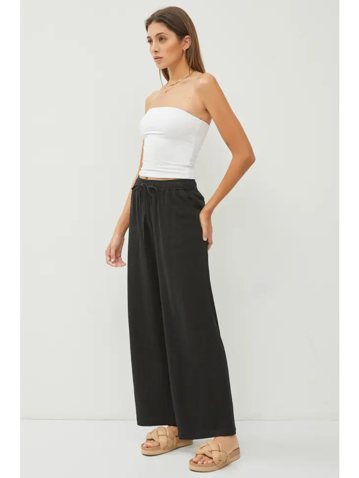 Basic Off White Bandeau Top-model facing to the left